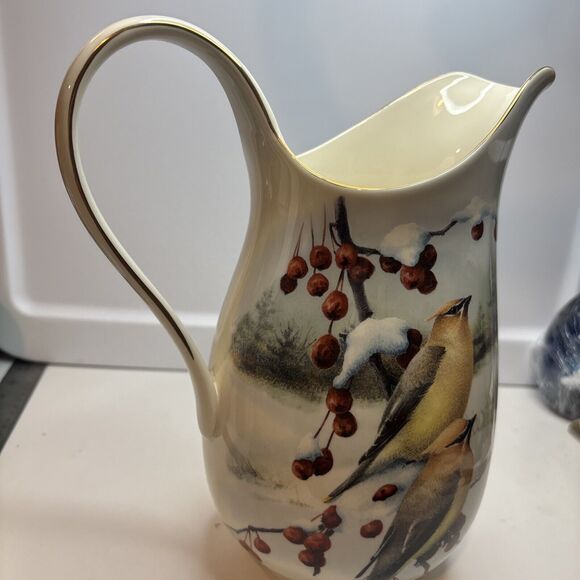 LENOX "Winter Greetings Scenic" Pitcher ~ Winter Birds Holiday Christmas ~ 64oz - Picture 4 of 10